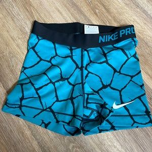 Woman’s Nike pro 3 inch shorts teal